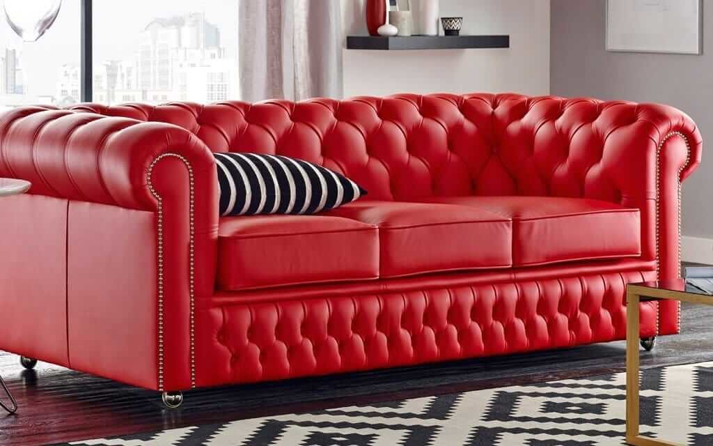 Česterfildo sofa